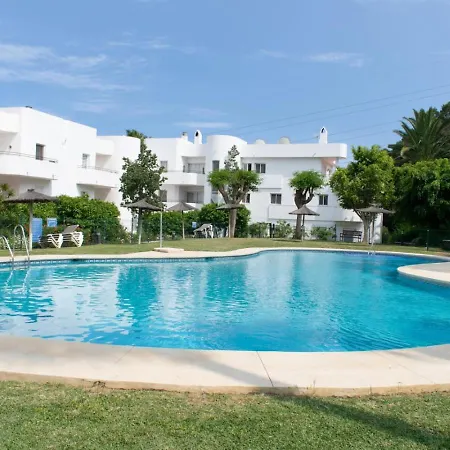 Appartamento Luxurious 2 Bedroom With Pool Estepona